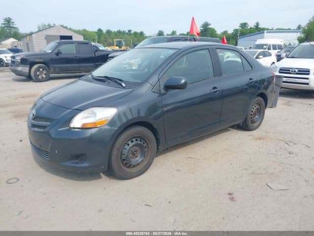 2008 Toyota Yaris photo 2