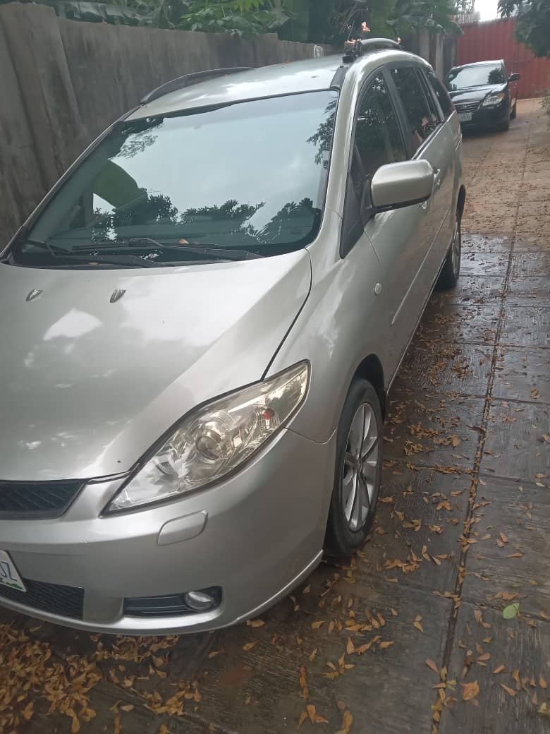 2006 Mazda 5