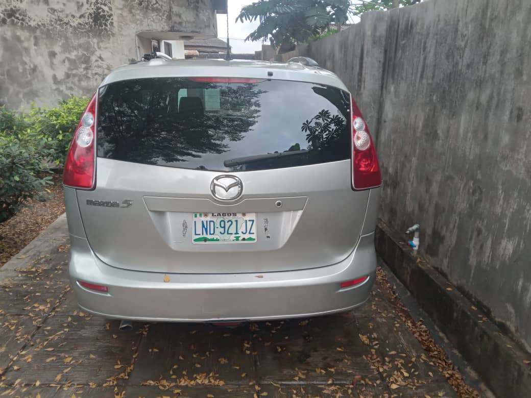 2006 Mazda 5 photo 2