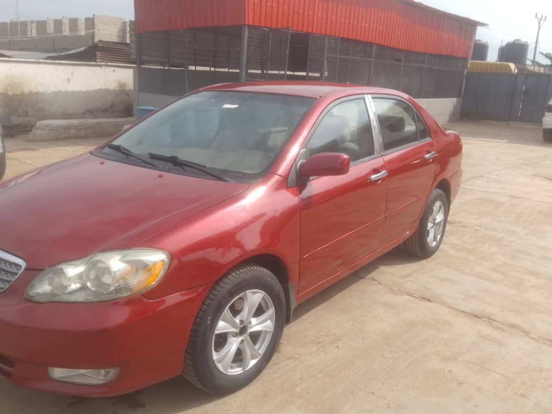 2004 Toyota Corolla photo 4